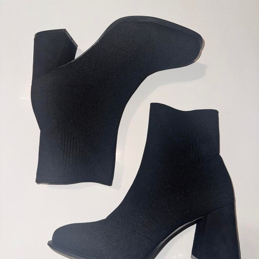 Mia Women's Black Boots